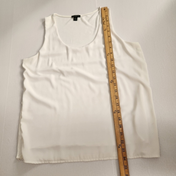 Ann Taylor tank - Picture 2 of 6